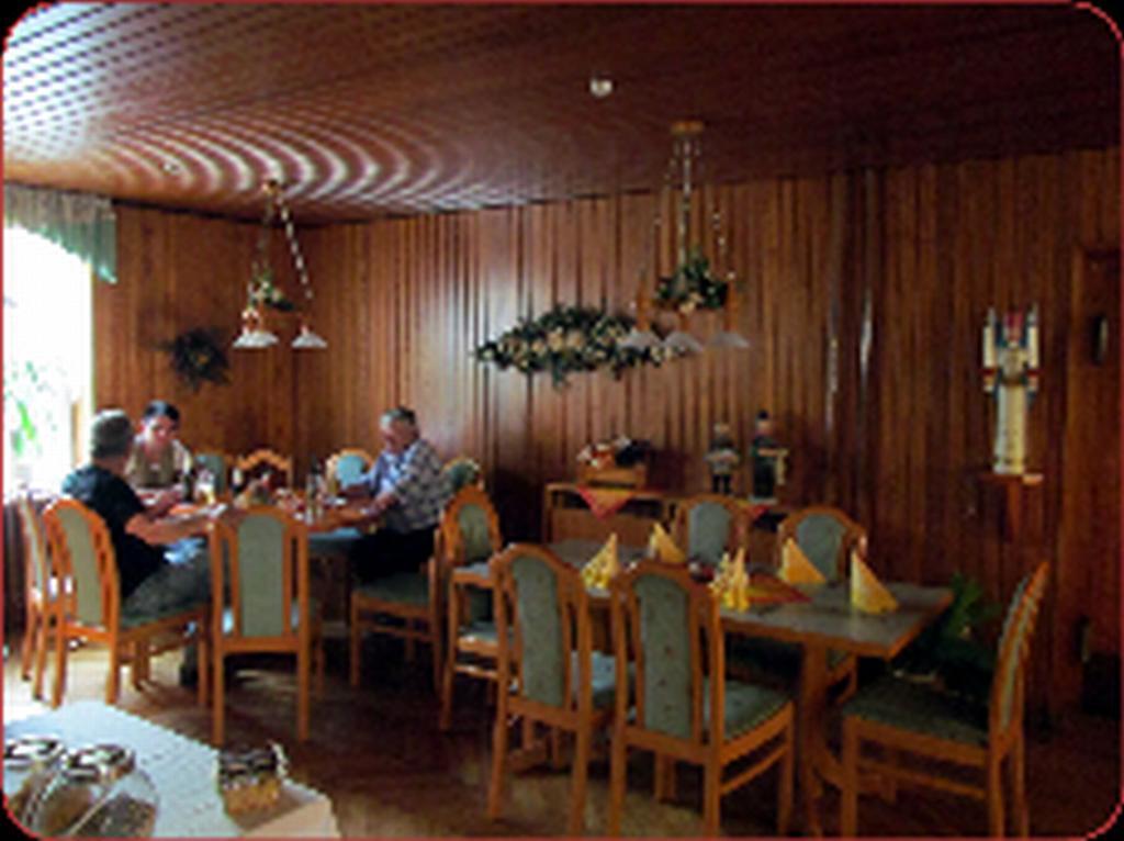 Zur Edlen Krone Neuhausen  Exterior foto